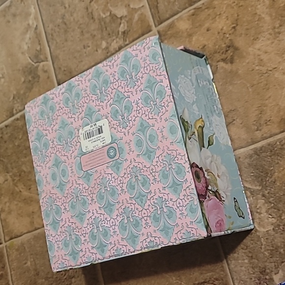 Pretty cardboard box - Picture 6 of 11